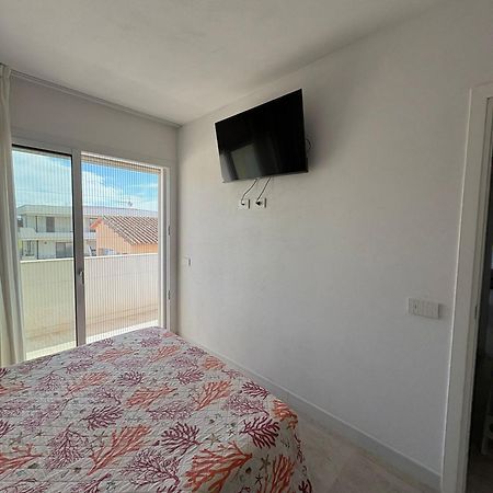 Torregrande Apartments Торе Гранде Екстериор снимка