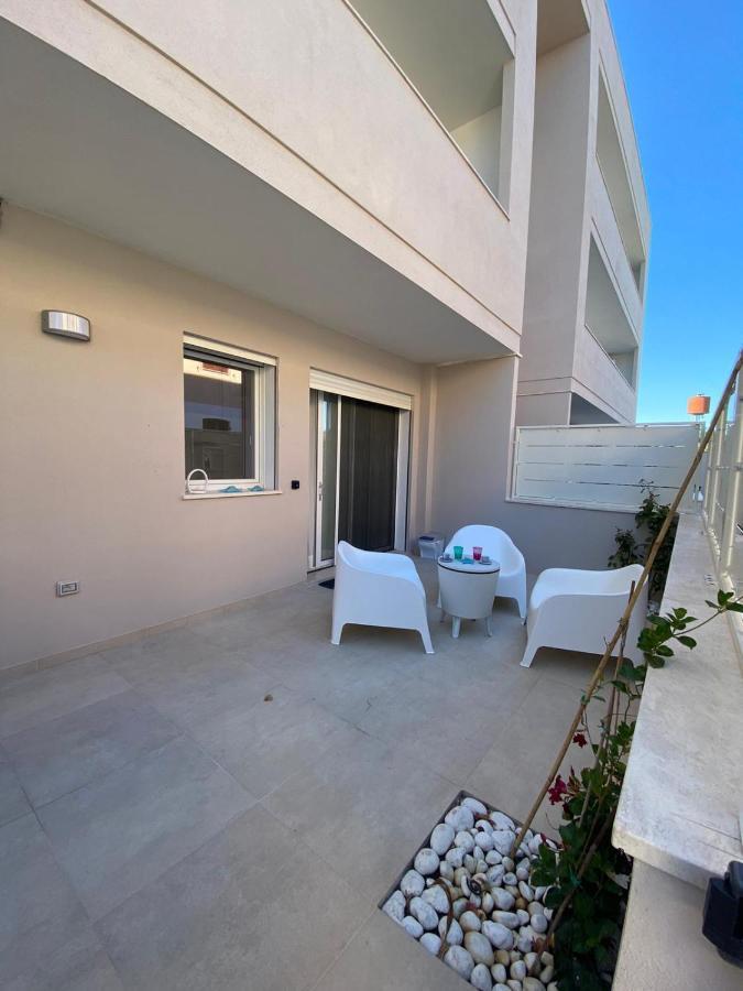Torregrande Apartments Торе Гранде Екстериор снимка