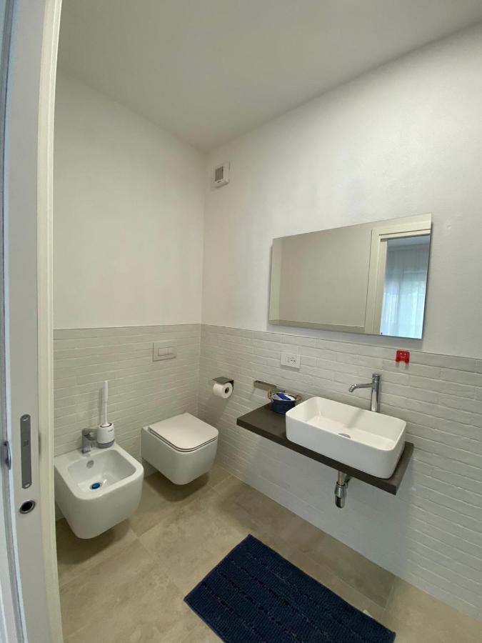 Torregrande Apartments Торе Гранде Екстериор снимка