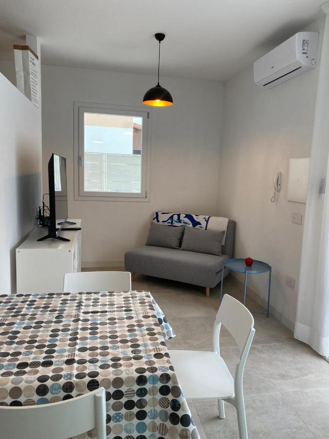 Torregrande Apartments Торе Гранде Екстериор снимка